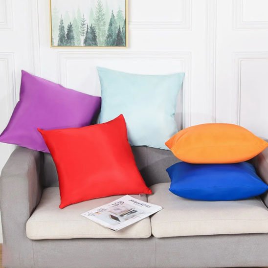 Housse coussin couleur